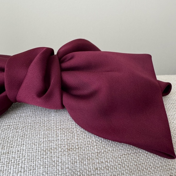 Free People Large Deep Red Bow Clip - Picture 5 of 7